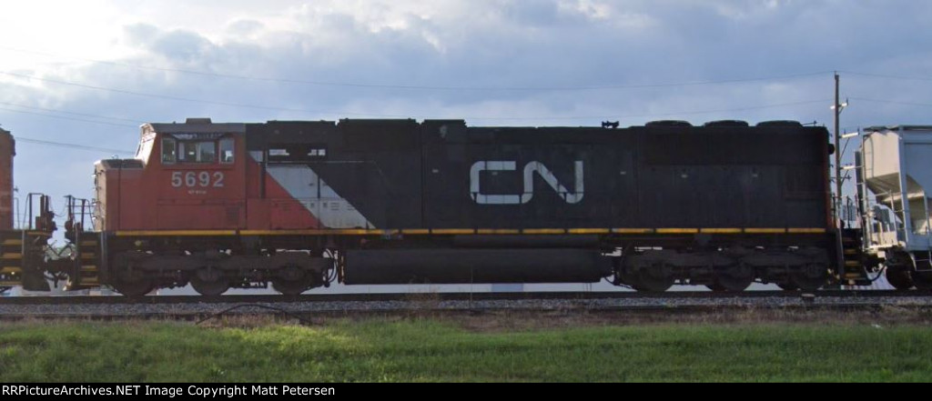 CN 5692